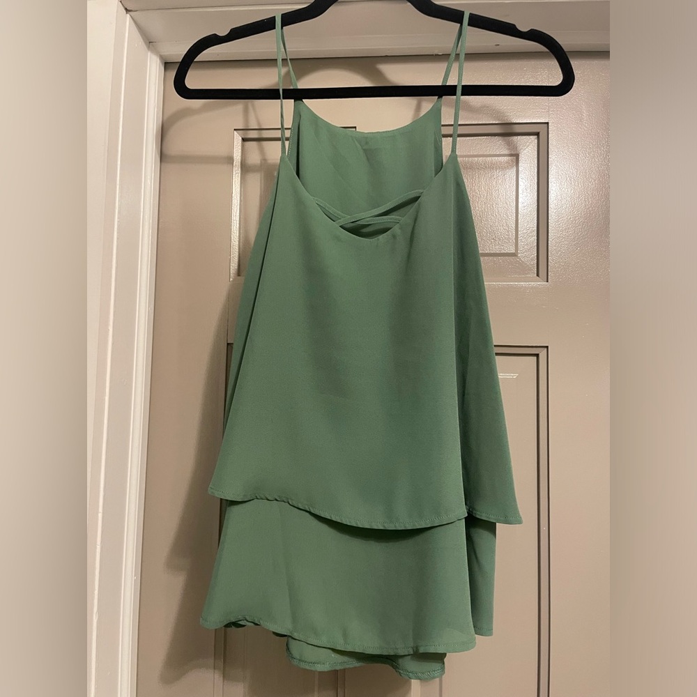 High neck tank